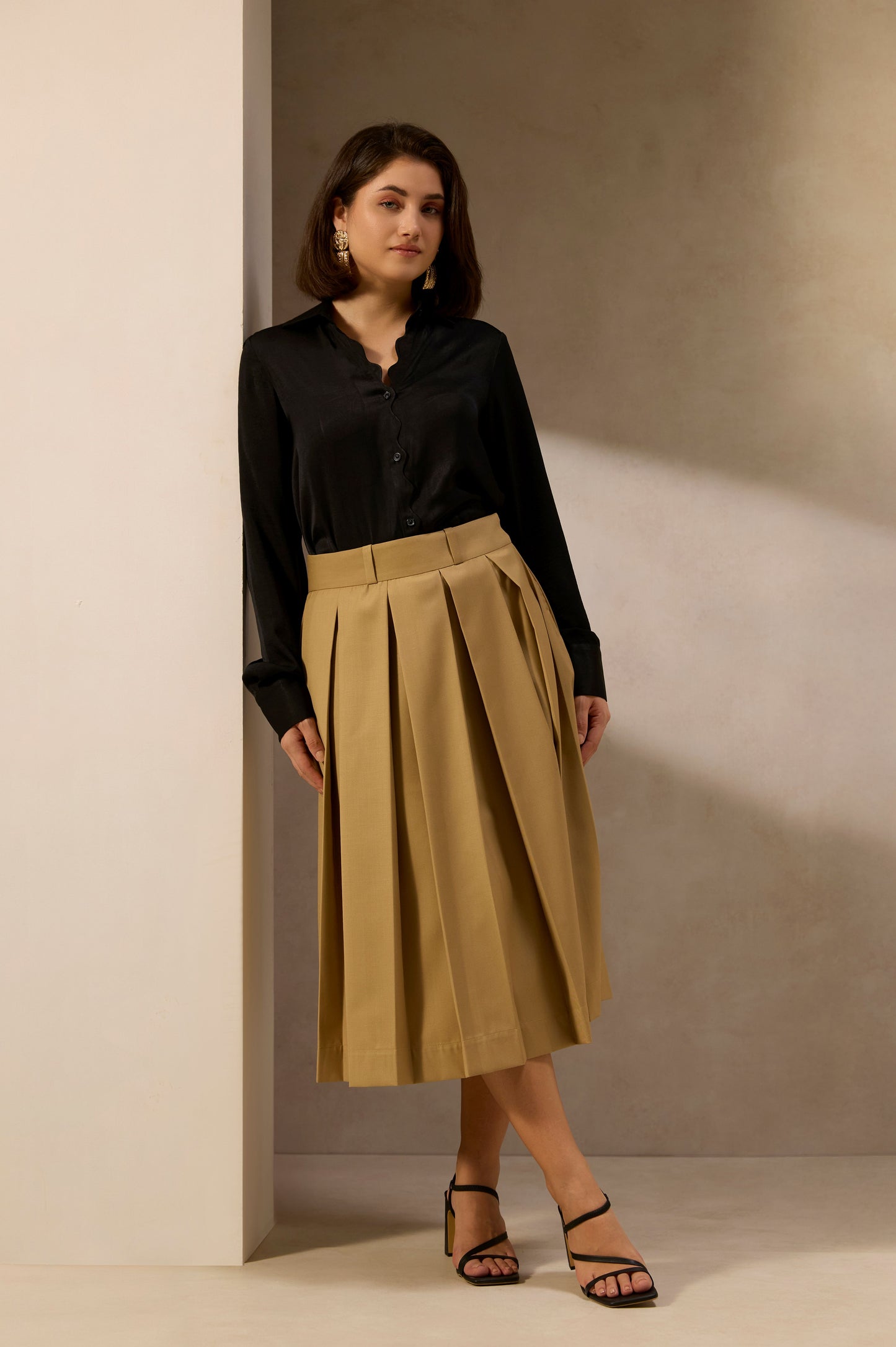 Brown Box Pleated Skirt