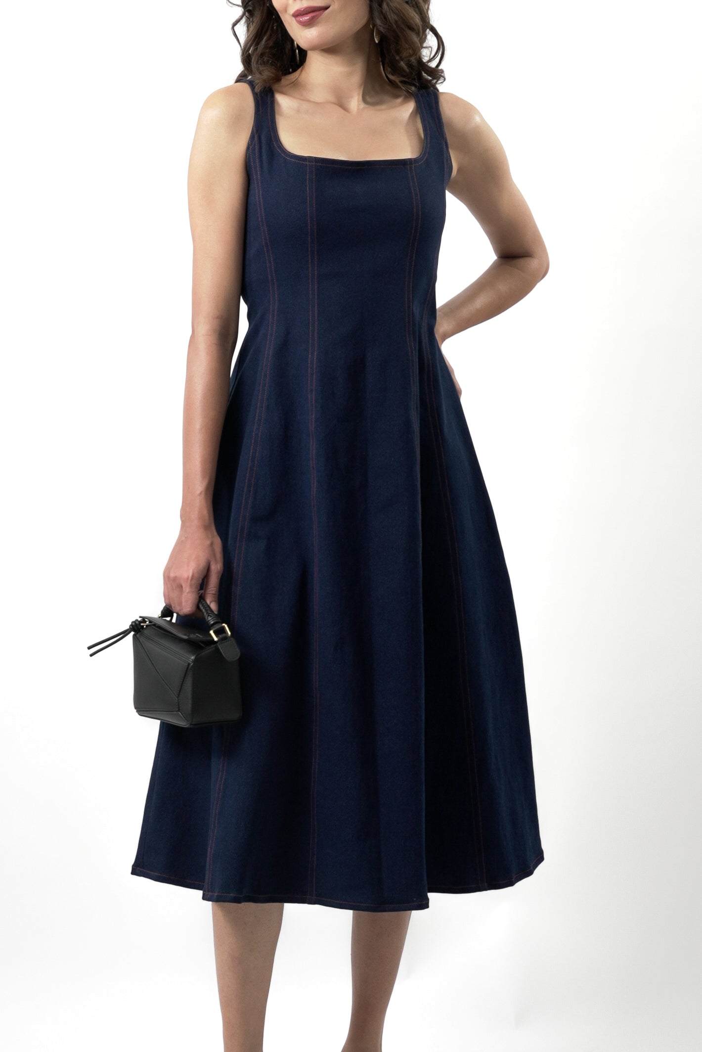 Élise Contour Dress